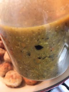 ALBÓNDIGAS CON SALSA DE OLIVAS , TOMATE SECO Y TOQUE DE LIMÓN ALBÓNDIGAS CON SALSA DE OLIVAS , TOMATE SECO Y TOQUE DE LIMÓN