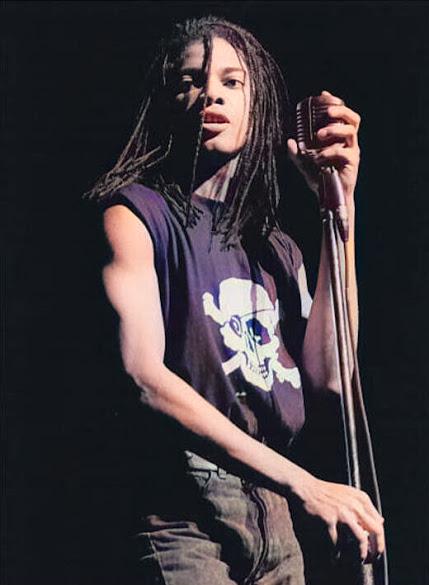 Efemérides del Rock y Heavy Metal: Que pasó un 15 de Marzo