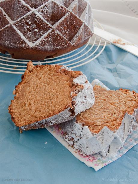 Dulce de leche Bundt Cake
