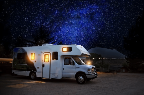Viajar en una autocaravana es ideal para explorar las mejores rutas y aventuras