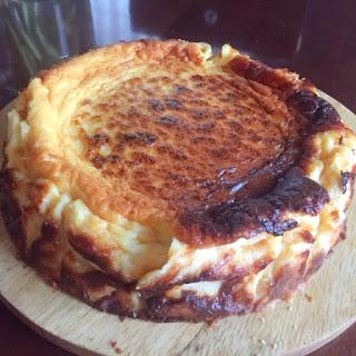 TARTA DE QUESO CON QUESO DE CABRA Y PARMESANO TARTA DE QUESO CON QUESO DE CABRA Y PARMESANO