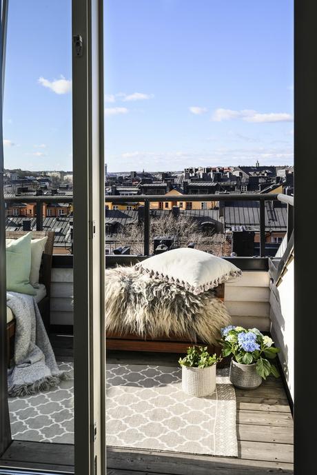 delikatissen wine refrigerator wine fridge wine cooler vinotecas integradas en cocinas tiny kitchen scandinavian style scandinavian kitchen scandinavian decor nordic kitchen nevera para vino modern kitchen diseño de cocinas con vinoteca decoración cocinas cocinas nórdicas cocinas modernas cocinas escandinavas delikatissen wine refrigerator wine fridge wine cooler vinotecas integradas en cocinas tiny kitchen scandinavian style scandinavian kitchen scandinavian decor nordic kitchen nevera para vino modern kitchen diseño de cocinas con vinoteca decoración cocinas cocinas nórdicas cocinas modernas cocinas escandinavas