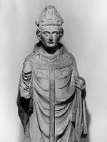 Más o menos mártir.