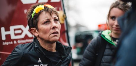Cherie Pridham hace historia al ganar en Tirreno como directora de equipo.