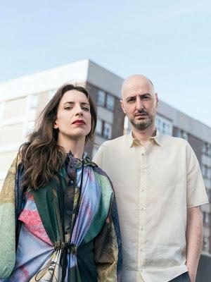 LAURA SAM Y JUAN ESCRIBANO: 'NADIE NADA'