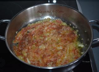 Albóndigas de bacalao con salsa de curry