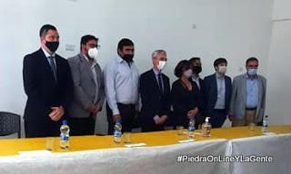 Víctor López firmó con Meoni la continuidad del progreso de Santo Tomás Víctor López firmó con Meoni la continuidad del progreso de Santo Tomás