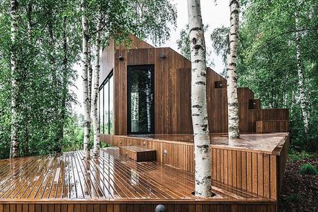 Cabana Pequena y Minimalista en los Bosques de Estonia