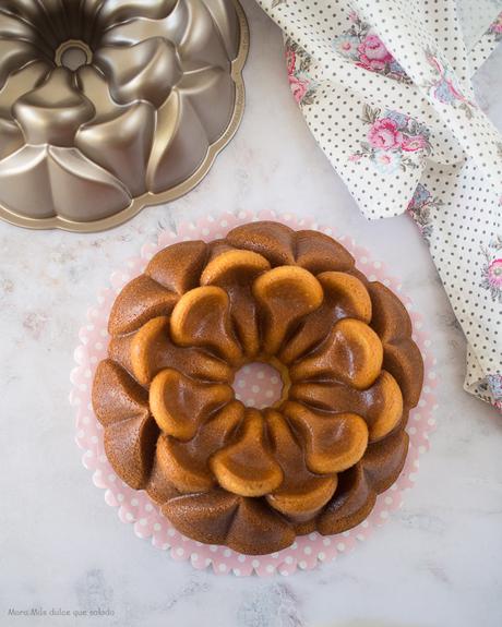 Bundt Cake de leche caliente