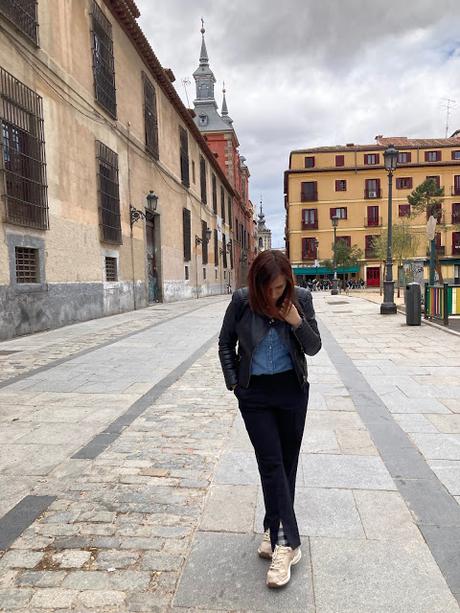 LLEGA LA PRIMAVERA, CAPA SOBRE CAPA.-