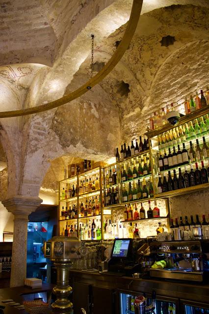 Los baños almohades del Bar Giralda (2): la sala templada.