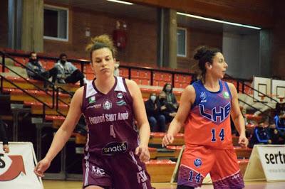 Galería de clics del Bàsquet Femení Sant Adrià-Lima Horta Bàsquet (Liga Femenina 2)