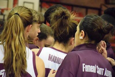 Galería de clics del Bàsquet Femení Sant Adrià-Lima Horta Bàsquet (Liga Femenina 2)