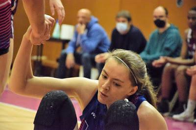 Galería de clics del Bàsquet Femení Sant Adrià-Lima Horta Bàsquet (Liga Femenina 2)