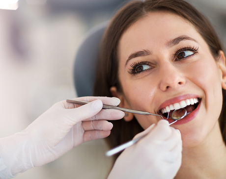 Halitosis ¿Qué la provoca y cómo combatirla? Halitosis ¿Qué la provoca y cómo combatirla?