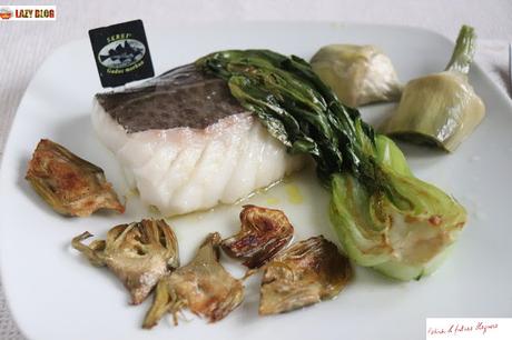 Bacalao skrei confitado con pakchoi y alcachofas en dos texturas, receta ganadora del 1er Concurso #CookingSkrei de Mar de Noruega