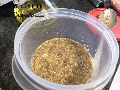 Salsa de mostaza con eneldo para pescado y aves Salsa de mostaza con eneldo para pescado y aves