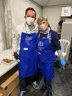 CREMA DE FOIE DE PATO AL AROMA DE BRANDY, ALCACHOFAS CONFITADAS, CHANTARELAS, YEMAS DE HUEVO DE CODORNIZ CURADAS y JAMÓN.