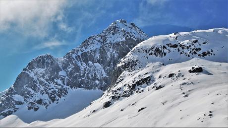 UCB1 para un problema Bandido Multibrazo (Multi-Armed Bandit)