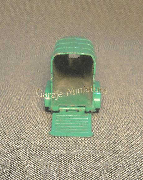 Tráiler transporte de caballos de Husky Tráiler transporte de caballos de Husky