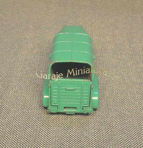 Tráiler transporte de caballos de Husky Tráiler transporte de caballos de Husky