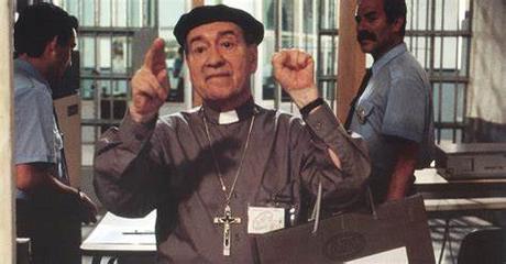 TODOS A LA CÁRCEL - Luis García Berlanga TODOS A LA CÁRCEL - Luis García Berlanga