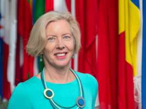 La directora de la Agencia Europea de Medicamentos trabajó para el principal lobby de las farmacéuticas