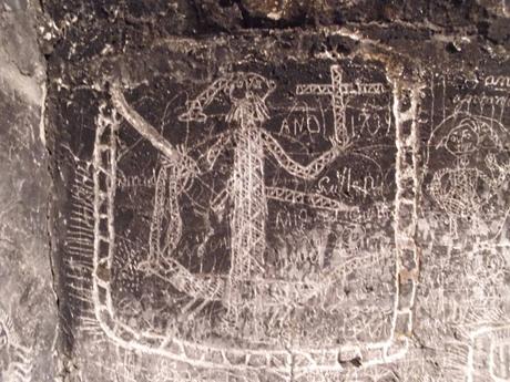 Cárcel de Broto, historia y los grabados de los presos