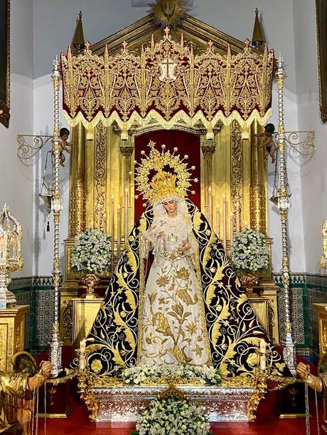 Un ratito de oración en San Martín. Un ratito de oración en San Martín.