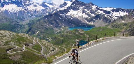 28 grandes subidas en bicicleta a los lagos alpinos