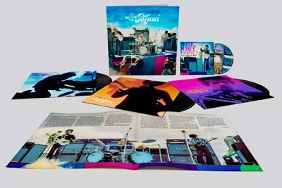 The Jimi Hendrix Experience - Foxey Lady (Live in Maui, 1970) The Jimi Hendrix Experience - Foxey Lady (Live in Maui, 1970)