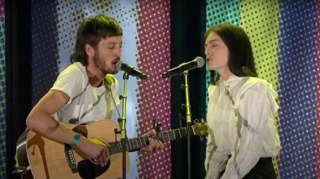 Lorde canta ‘Tougher than the rest’ de Bruce Springsteen con Marlon Williams