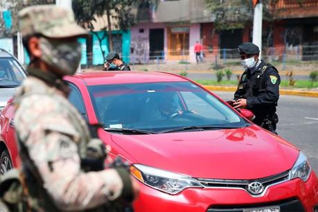 Semana Santa: autos particulares no pueden circular desde jueves 1 al domingo 4 de abril