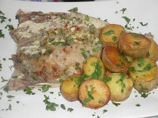 Chicharros a la vizcaína con patatitas y el postre