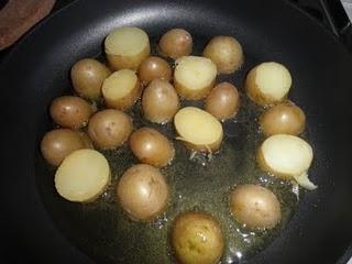 Chicharros a la vizcaína con patatitas y el postre