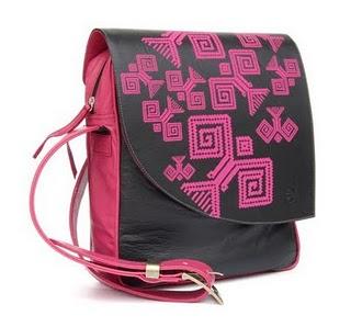 Bandolera indispensable!