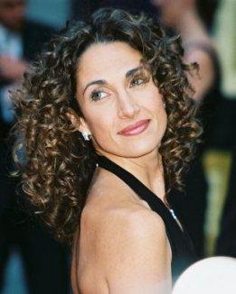 Melina_nature_curly_hair_style TIPS para cortes de Cabello Rizado