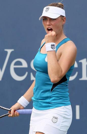 WTA Tour: Zvonareva sigue firme en Cincinnati