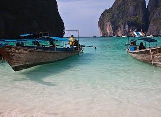 Islas Phi Phi: El encanto virgen en Tailandia Islas Phi Phi: El encanto virgen en Tailandia