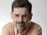 Carlos Gonzalez desmiente la autoría de un texto que circula por Internet.