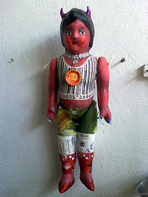 Lupita Consumista No. 7501005530007