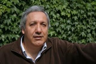 “ATRÉVASE A ESTAR PRESENTE SIN PREGUNTARSE A DÓNDE LE LLEVARÁ”. Iván Oliveros La Contra de la vanguardia. 04/05/10