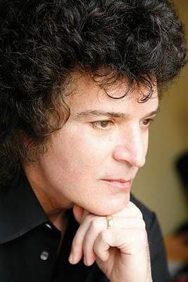 Box: Gino Vannelli en los 70s. Parte de lo mejor de la época más creativa del genial compositor y vocalista italo-canadiense.