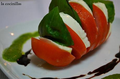 ENSALADA DE TOMATES Y MOZZARELLA