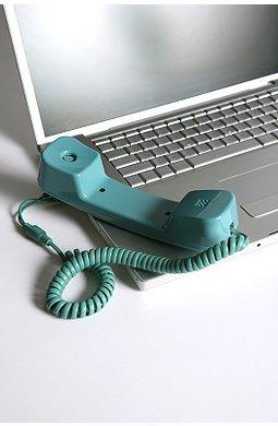 NEW TRENDY: RETRO MOBILE HANDSET