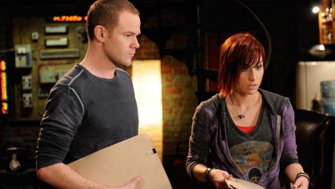 http://www.syfy.com/_cache/images/assets/warehouse13/2011-07/s03_e0302_01_131040040208___CC___685x386.jpg