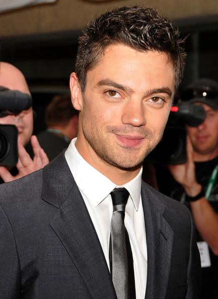 Dominic Cooper y Liv Tyler en The Cure