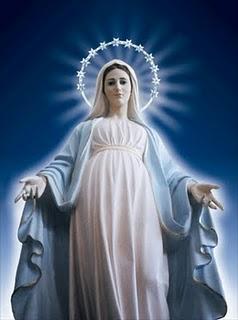 ¡MUY FELIZ DÍA DE NUESTRA REINA SANTA MARÍA!