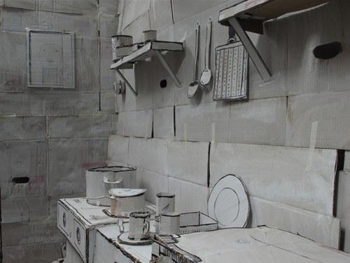 Curiosa casa de cartón