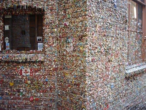 La pared de goma de mascar en Seattle